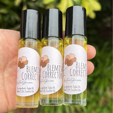 Load image into Gallery viewer, Blemish Corrector